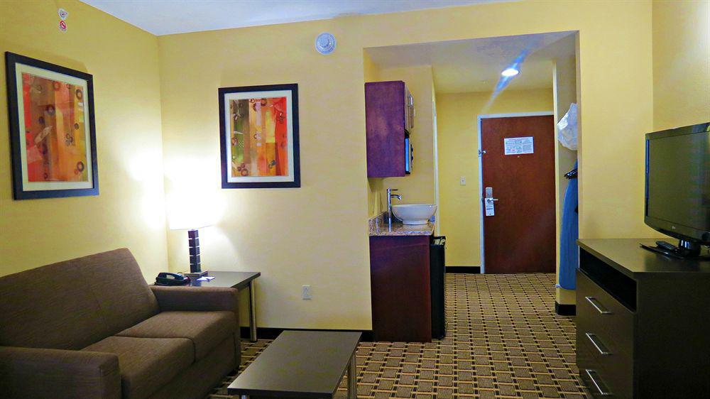 Holiday Inn Express & Suites Cross Lanes, An Ihg Hotel Екстериор снимка